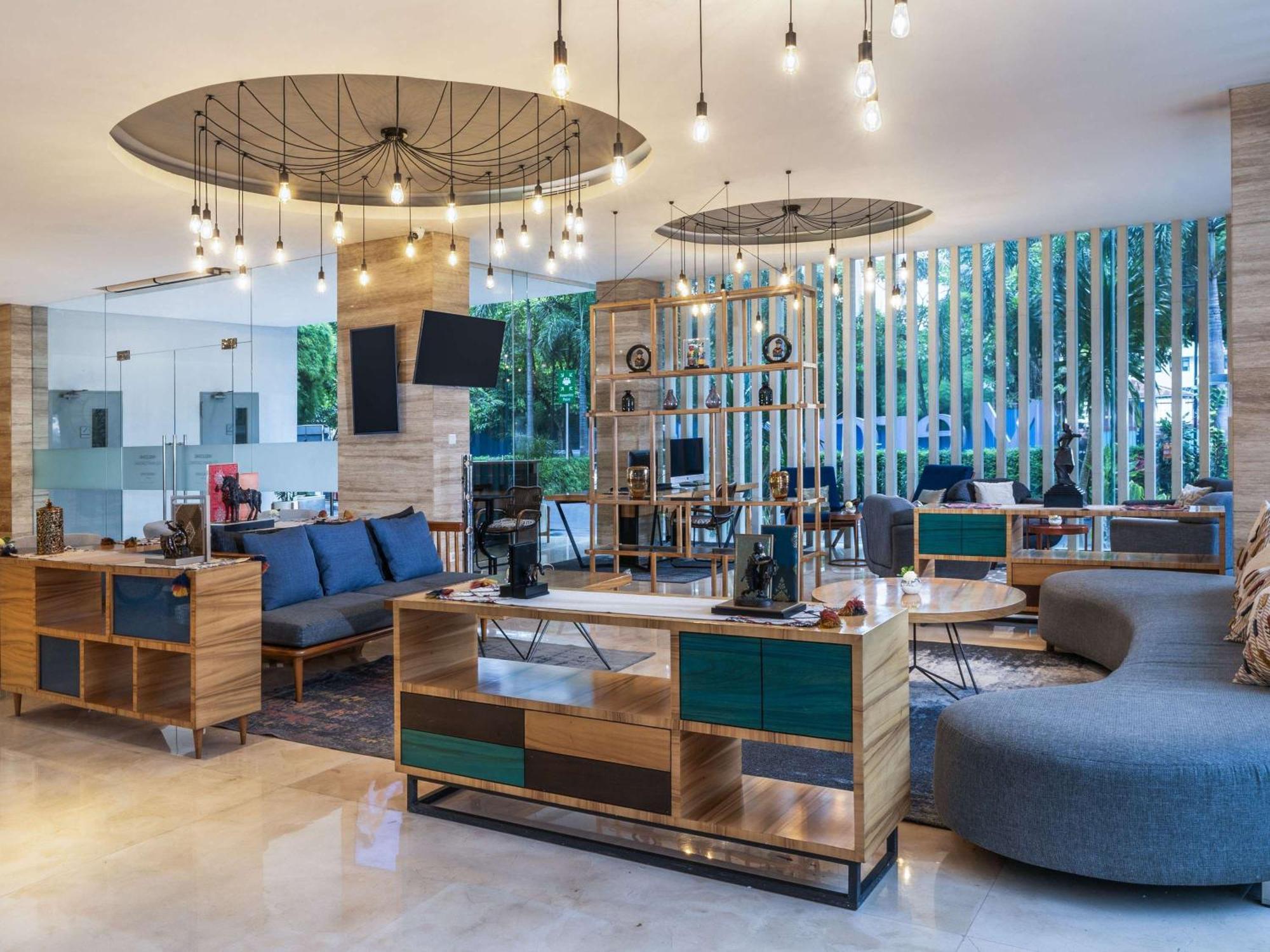 Mercure Jakarta Cikini Экстерьер фото